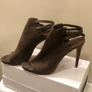 Olive Suede Vince Camuto Peep Toe Heels